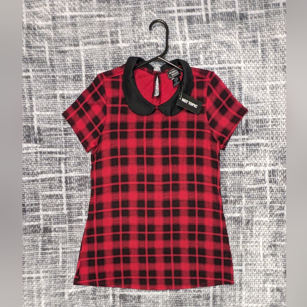 Midnight Hour - Chilling Adventure Of Sabrina - Collared Neck Plaid T-Shirt
